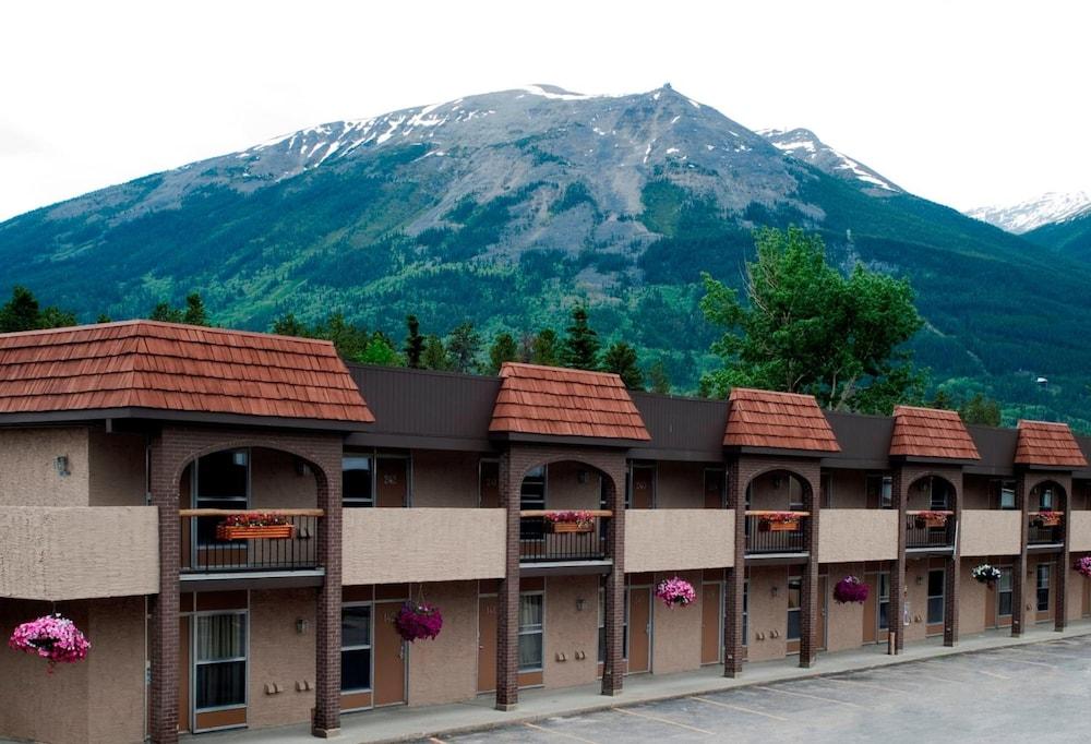 Maligne Lodge Jasper Kültér fotó